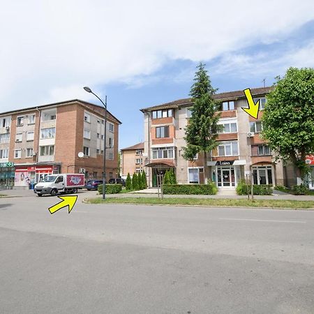 Iggy Luxury Apartment Hunedoara Exterior foto