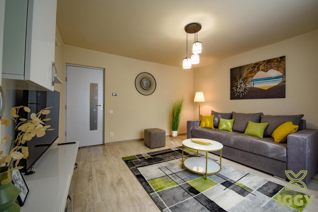 Iggy Luxury Apartment Hunedoara Exterior foto
